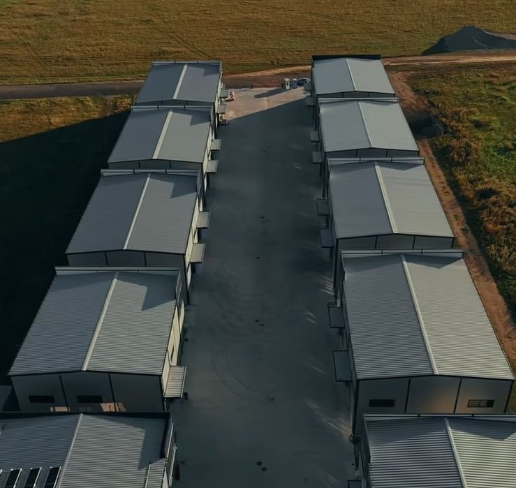 Hale metalice la comanda