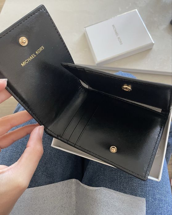 Портмоне Michael Kors. Чисто ново.