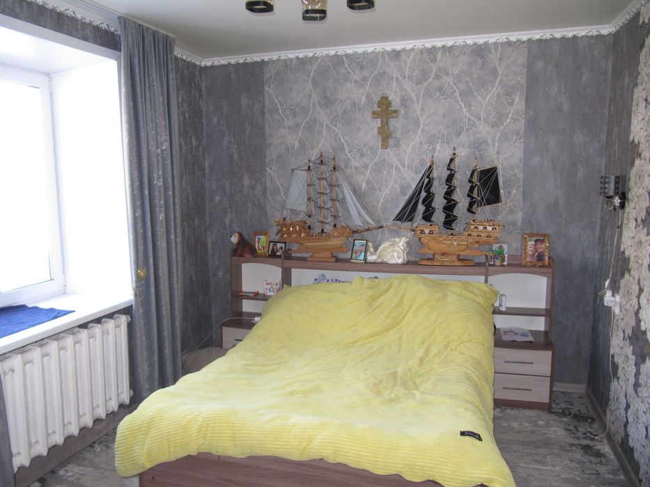 Дом кирпичн 5-комн, 3х-этажн на Аблакетке