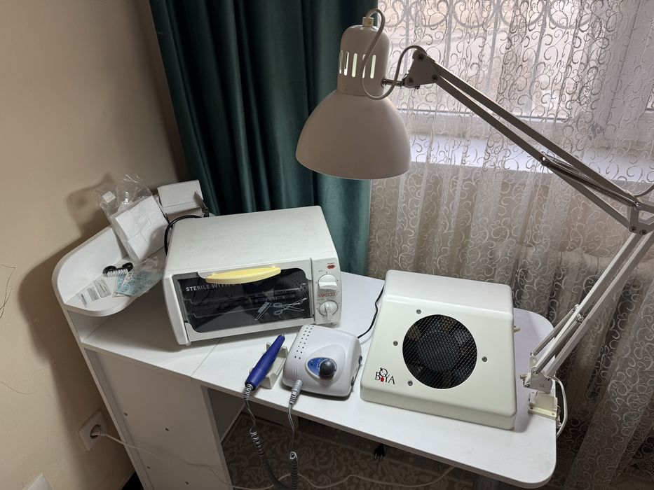 Продам б/у маникюрный набор