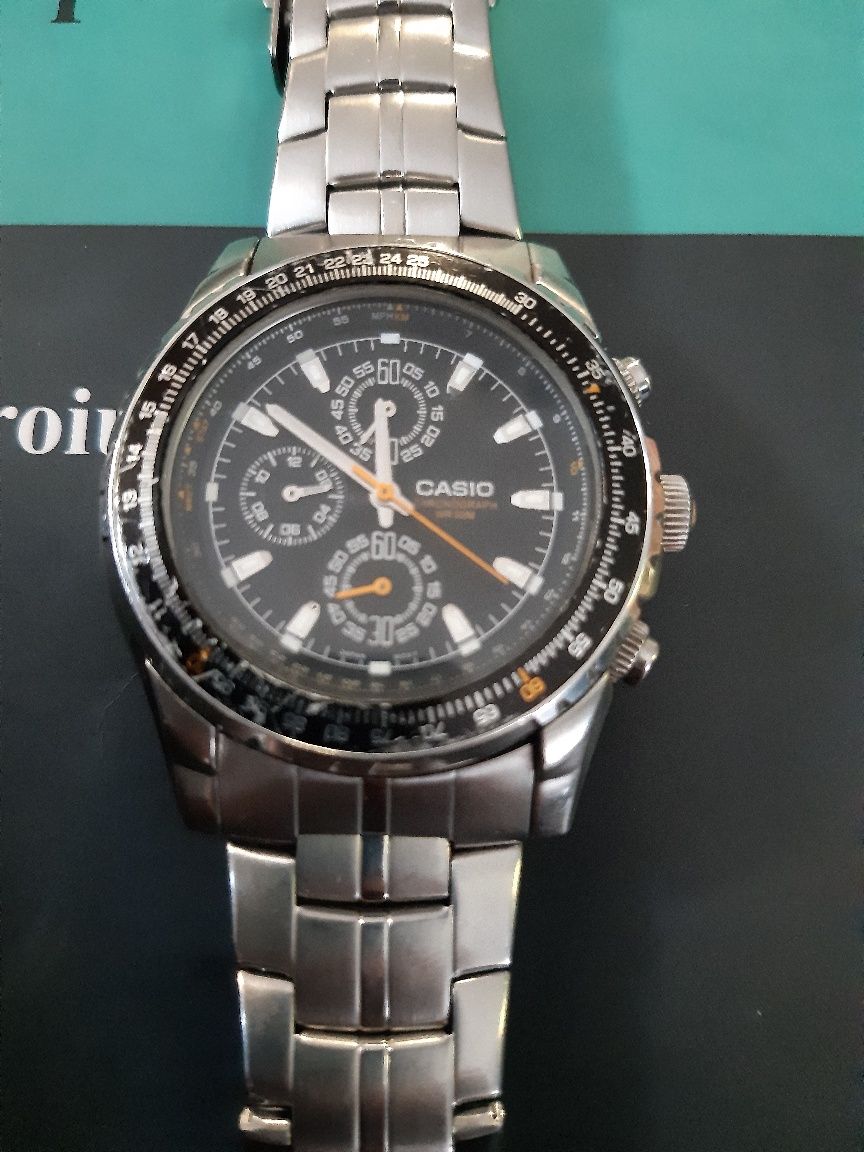 Ceas bărbătesc Casio Edifice MTP4500D-1AV
 În stoc