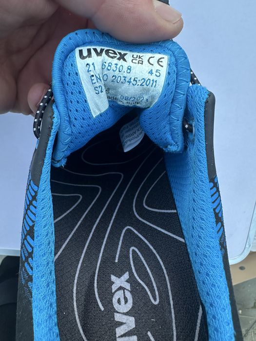 Bocanci uvex noi marimea 45