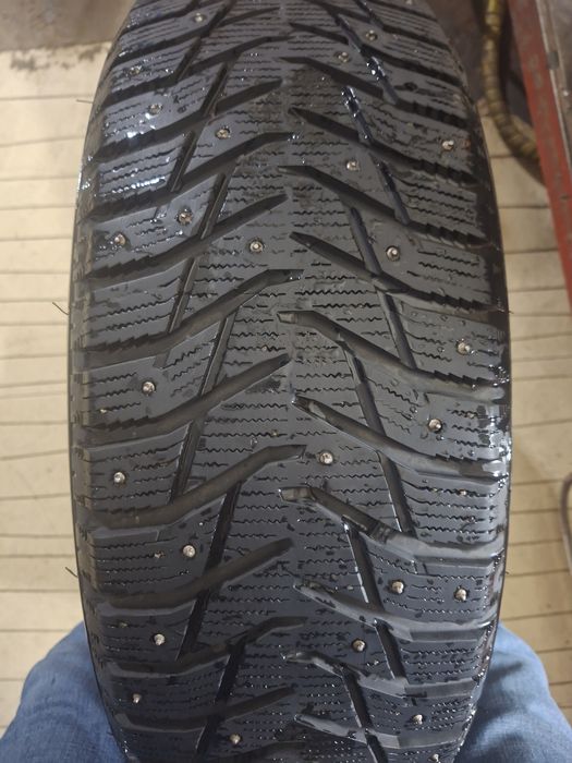 Зимние Шины Продам Б/у 4-Штук Состояние Идеальное  Размер  225/60R/18