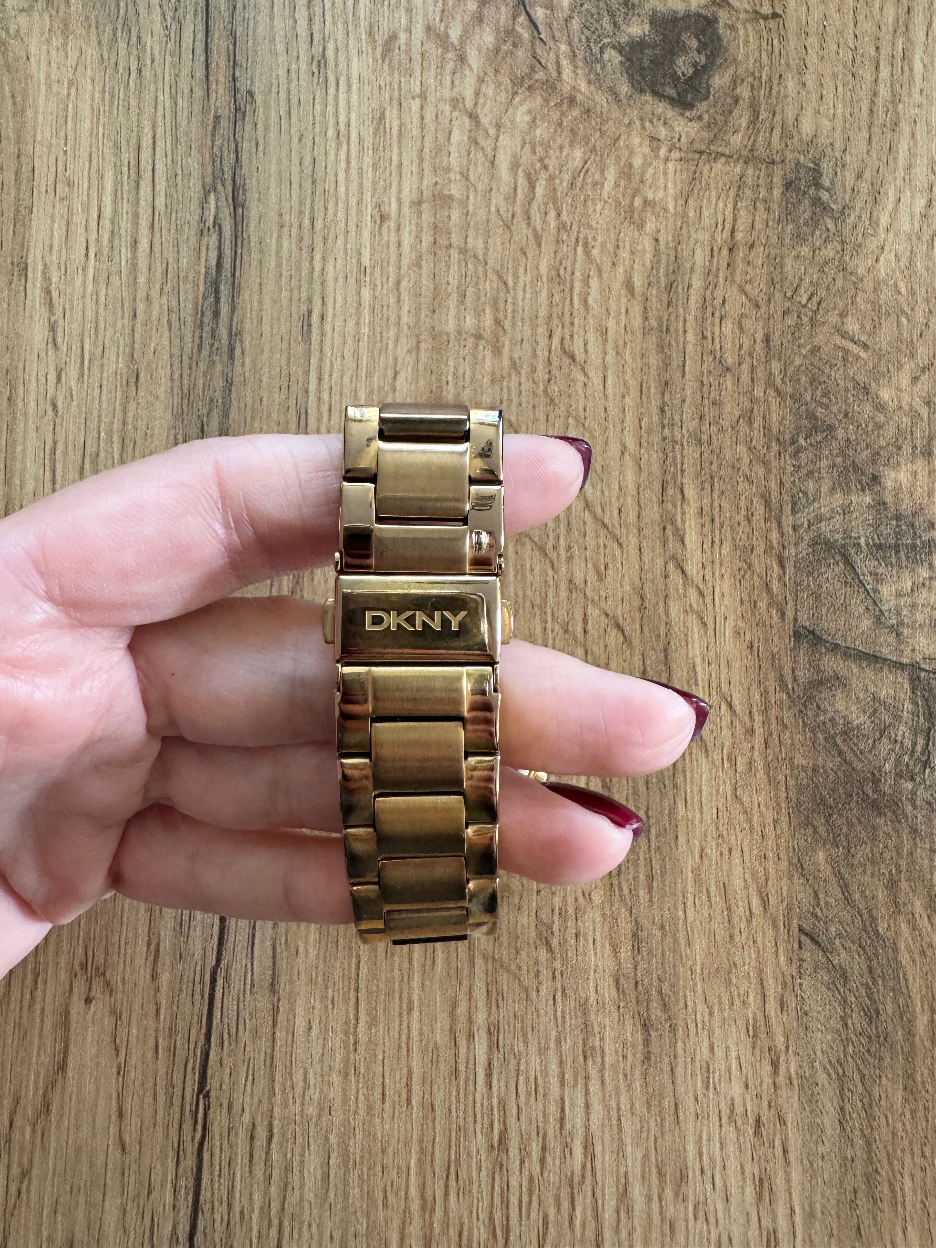 Дамски часовник DKNY NY8508