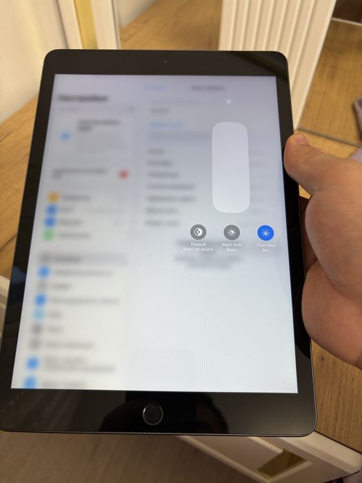 Ipad 7 32 GB LLA 95% Battery