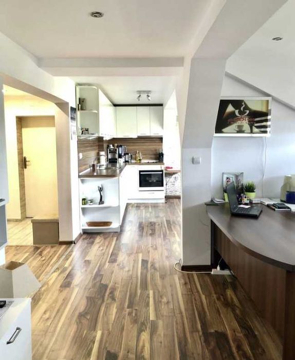 Дава се под наем Двустаен апартамент в Бургас, Център - 68 кв.м за 240 € - Снимка #10