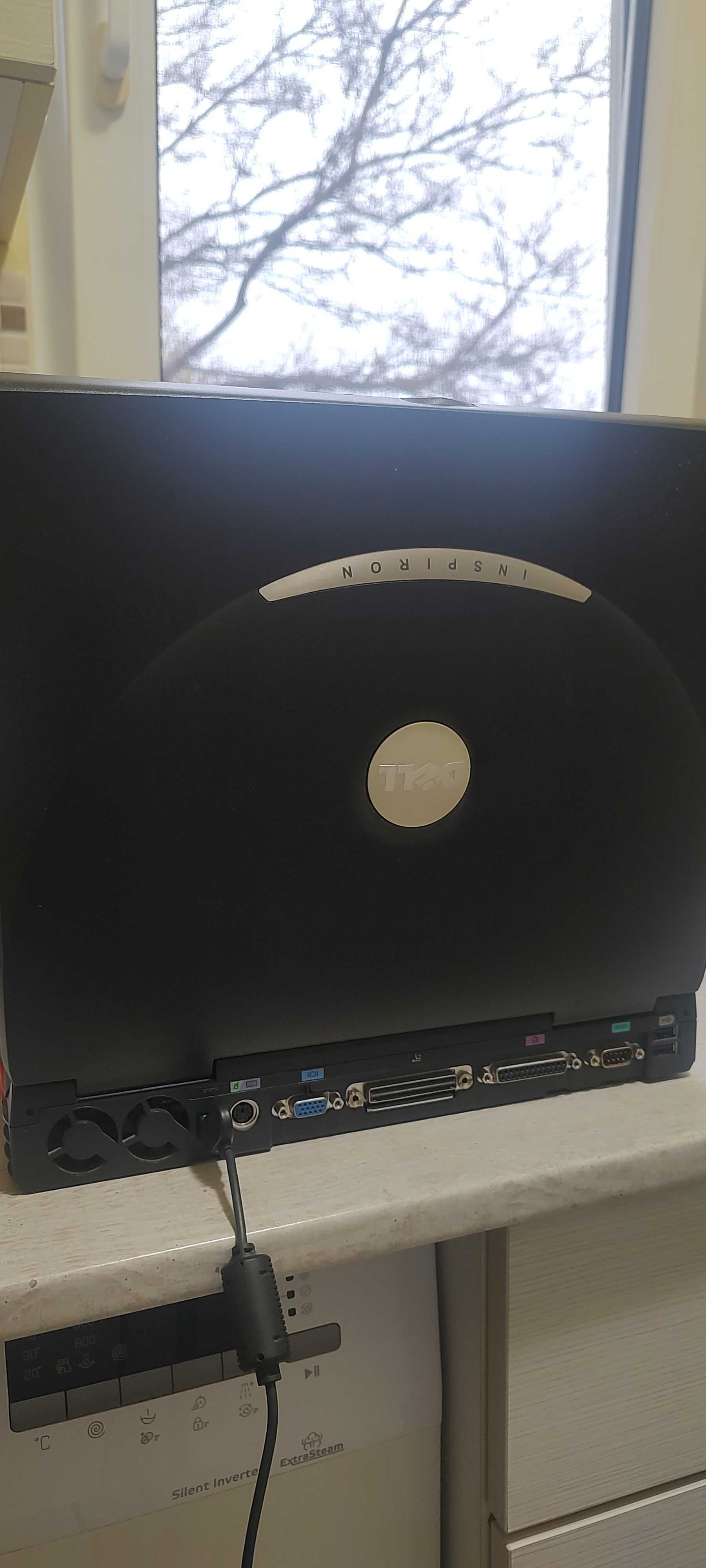 Laptop Dell Inspiron 8100