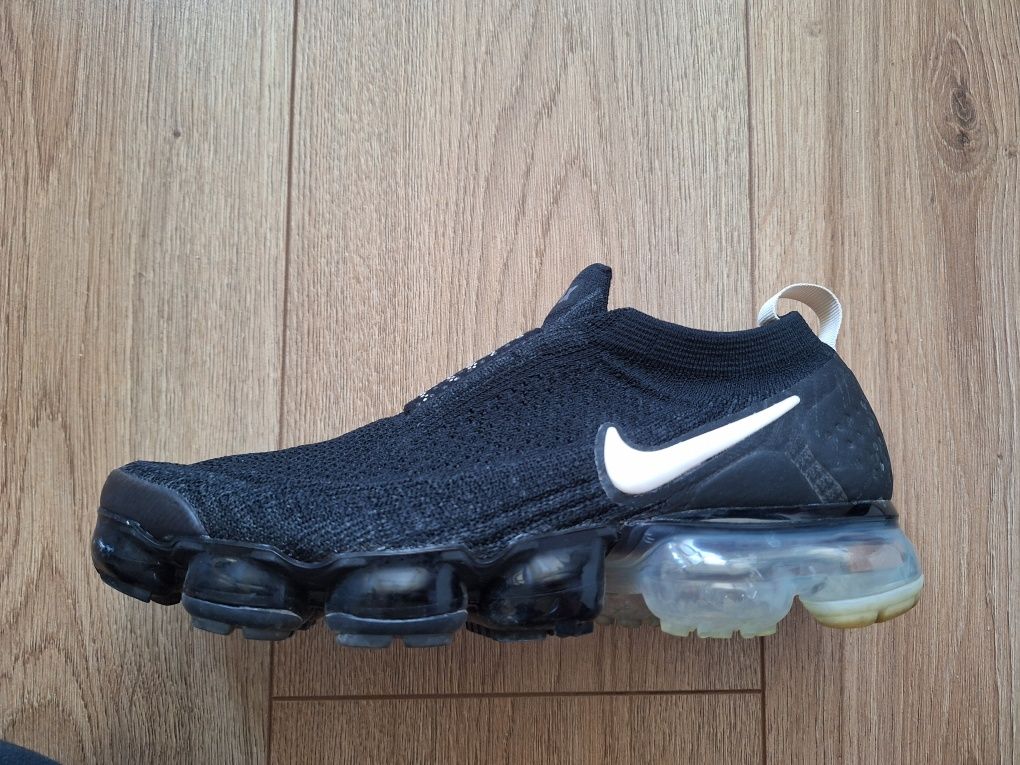 Nike Air VaporMax Moc 2