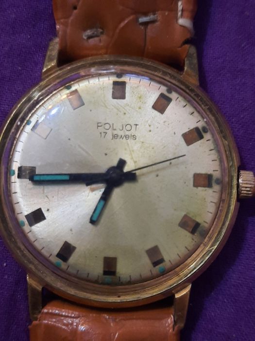 Ceasuri de mana functionale de la 100 lei