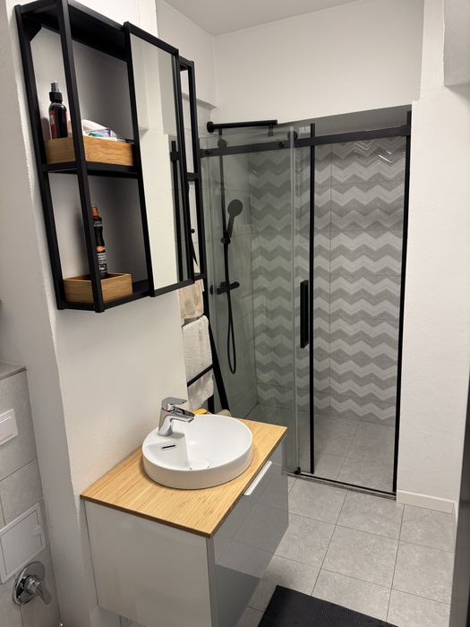 Cazare, inchiriere, regim hotelier ultracentral in Targul de Craciun