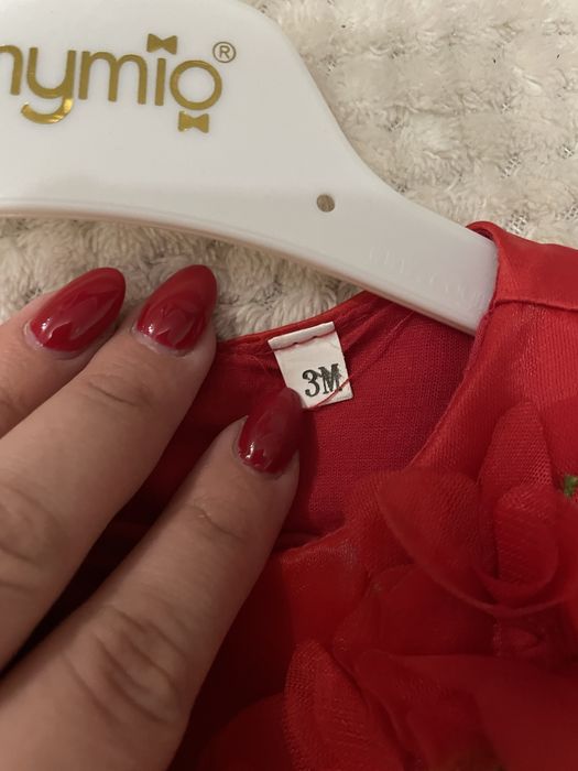 Червена Официална рокличка