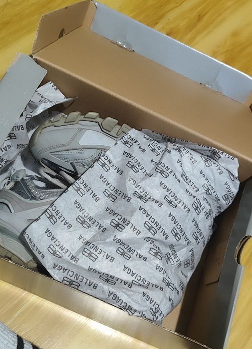 Сиви(Grey)Balenciaga Track