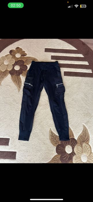 Pantaloni vagabond