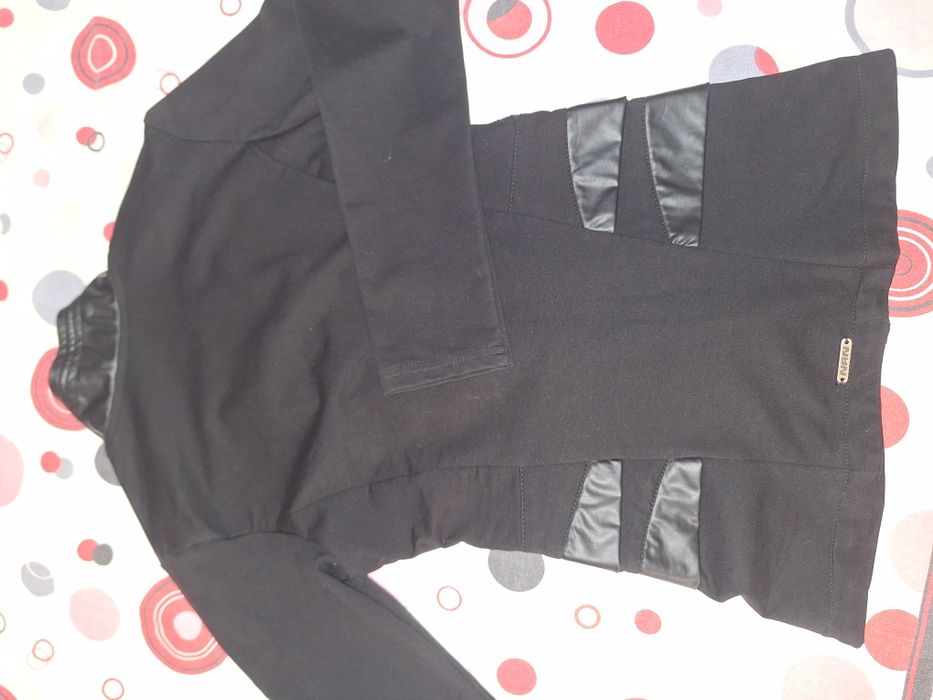 Спортно горнище с кожа