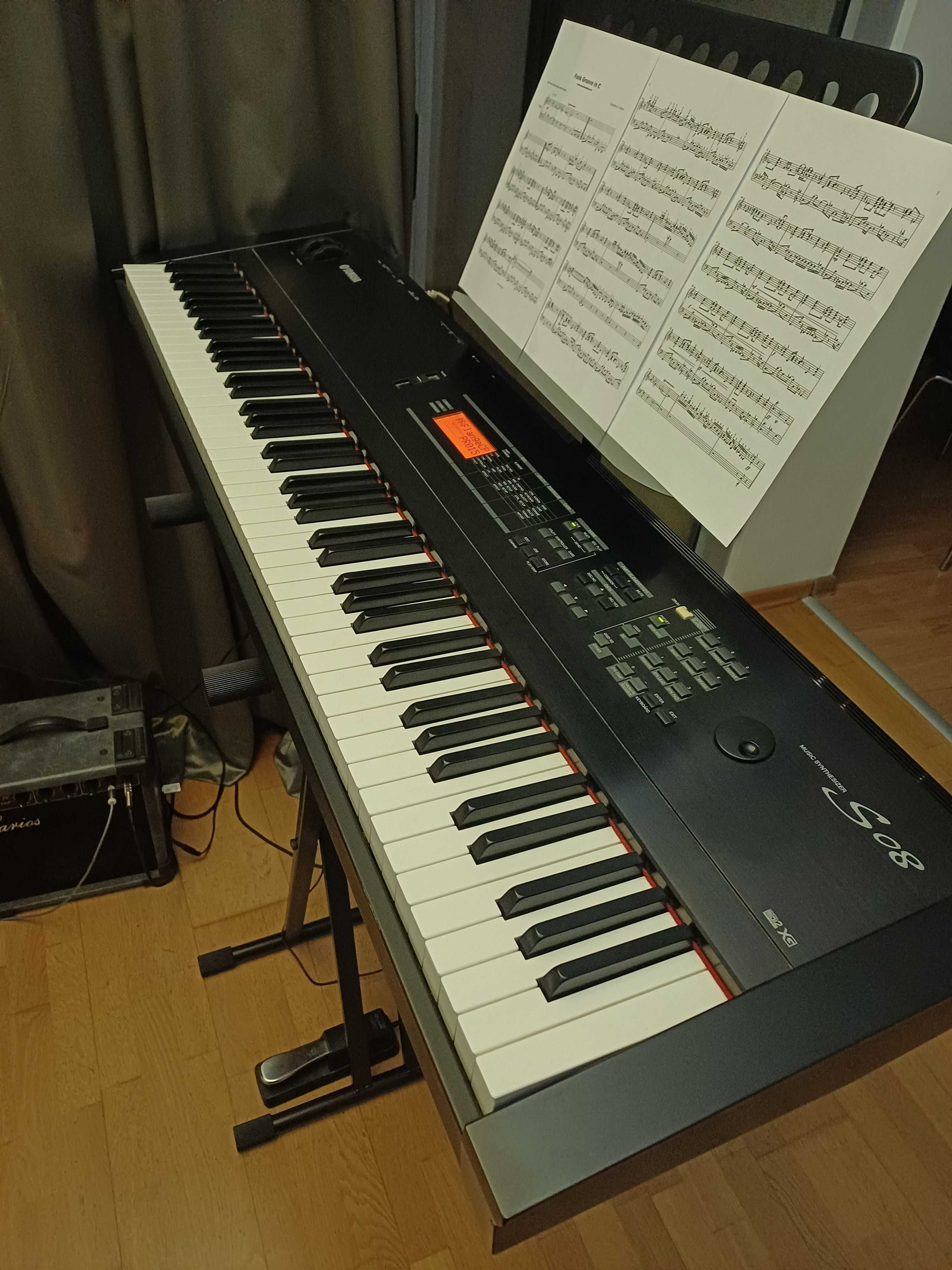 Синтезатор YAMAHA S08