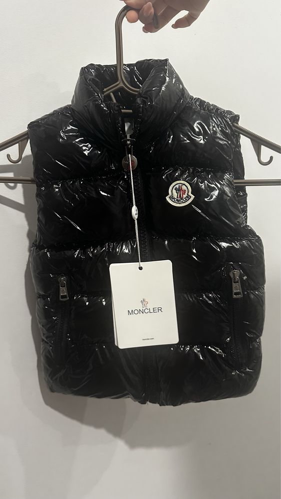 Детски елечета Balenciaga, Moncler