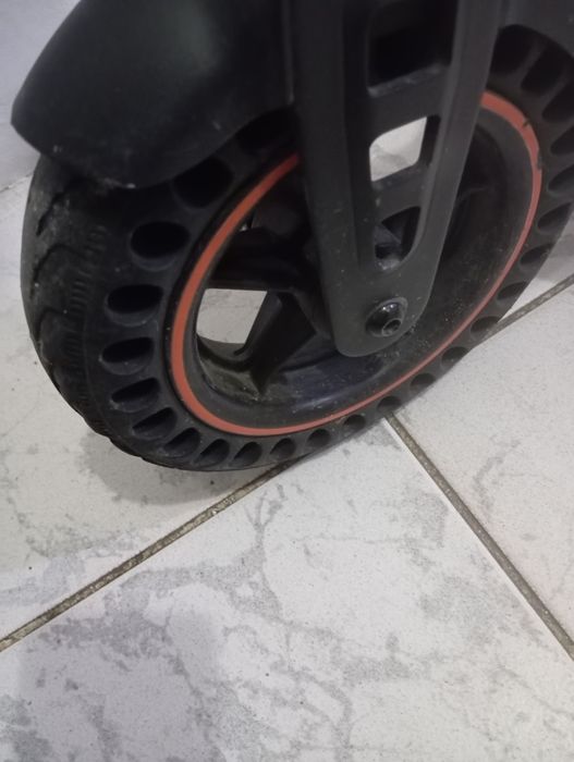 Trotineta electrica kukirin s1 pro perfect functionabila 30 km la oră