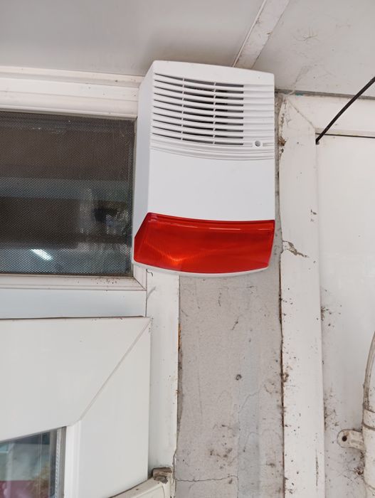 Vitrin toate Mobilier