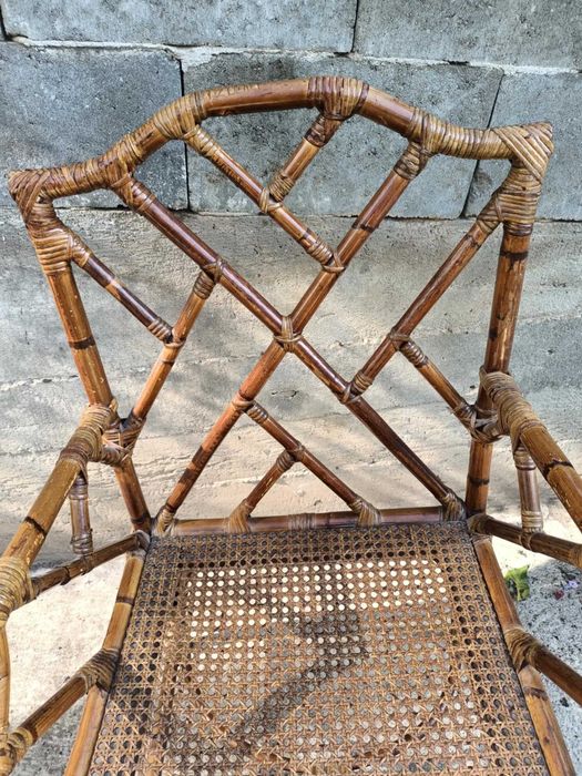 Scaun deosebit  din bambus