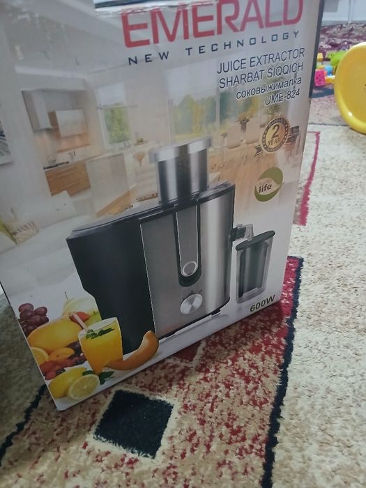 Соковыжималка   UME-824
