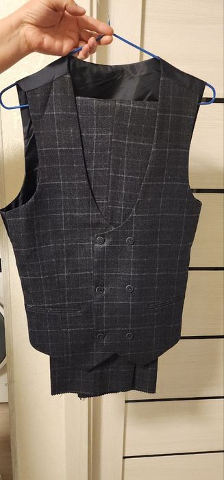 Мужской костюм тройка.НОВЫЙ