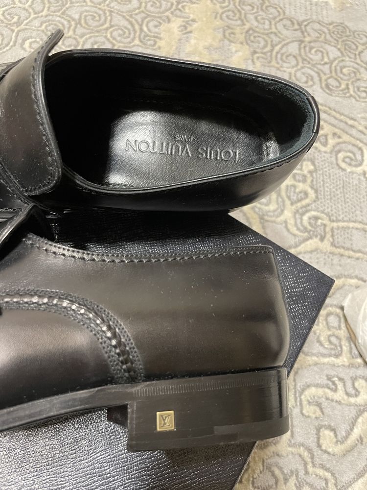 Продам мужскую обувь от Louis Vuitton