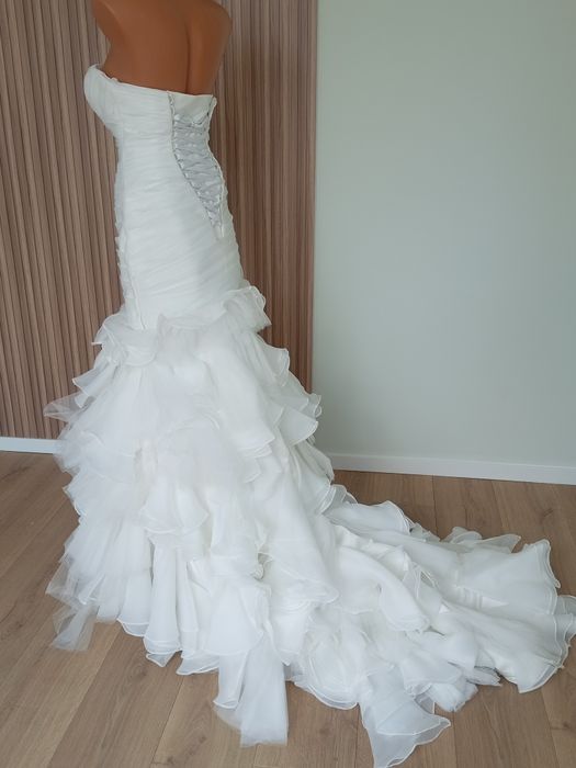 Булчинска, сватбена рокля русалка