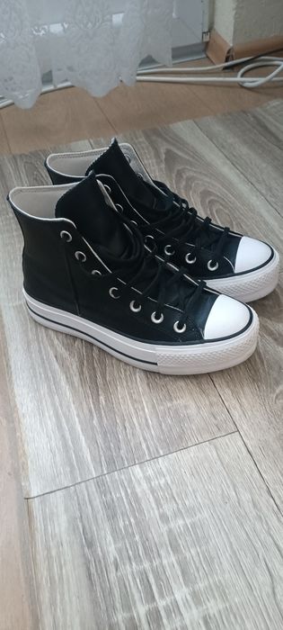 Converse 37 естествена кожа
