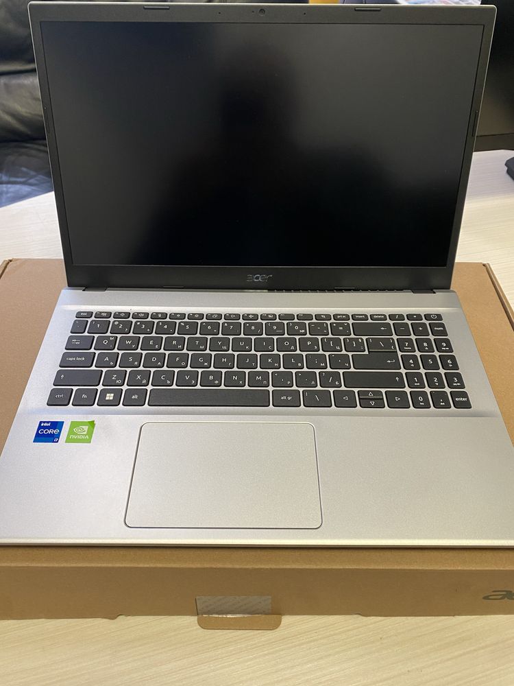 Геймърски лаптоп Acer core i7 16RAM 1TB SSD с гаранция