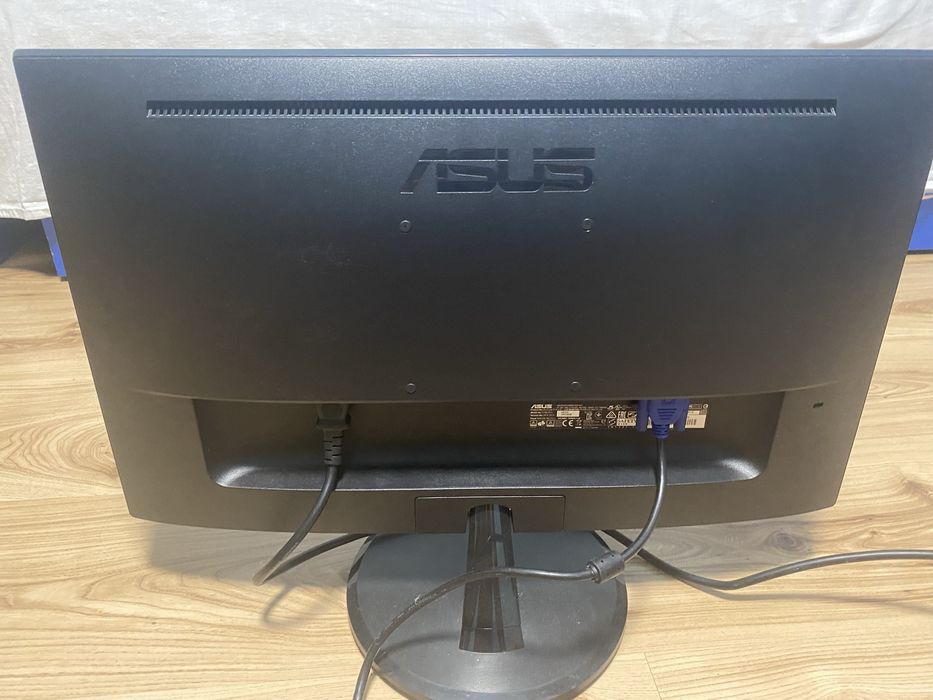 Monitor ASUS 60 Hz perfect functional mufa vga