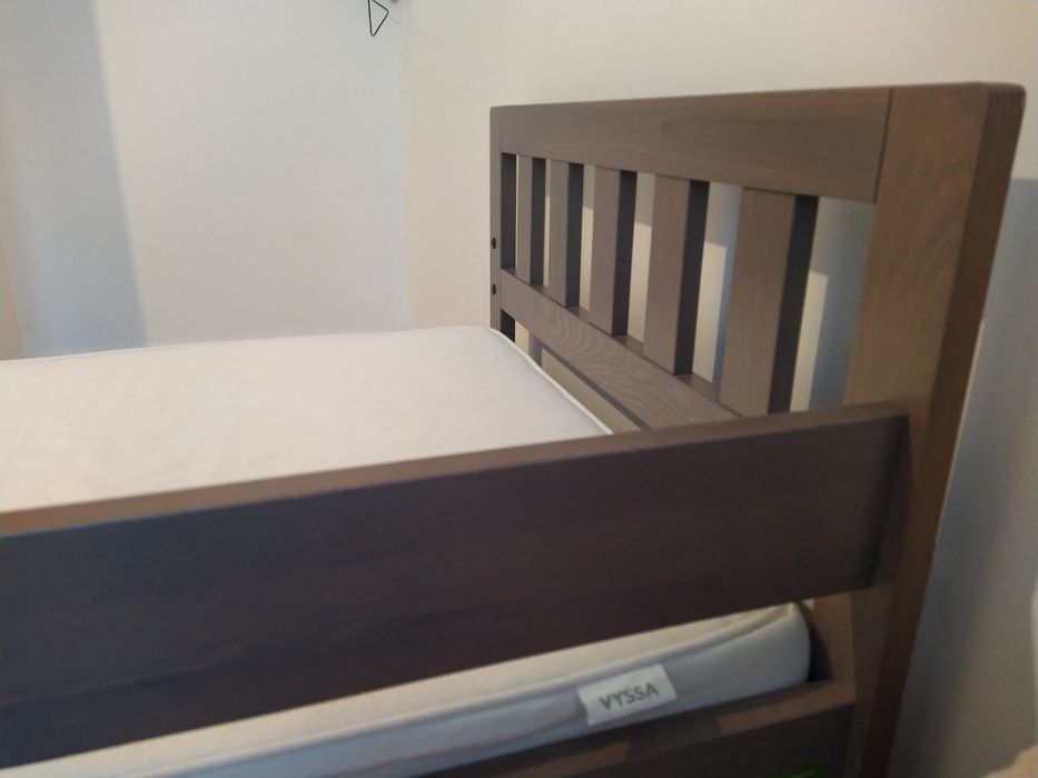 Patut Ikea copii 70x160 cm, include somiera, saltea, 2 seturi lenjerii