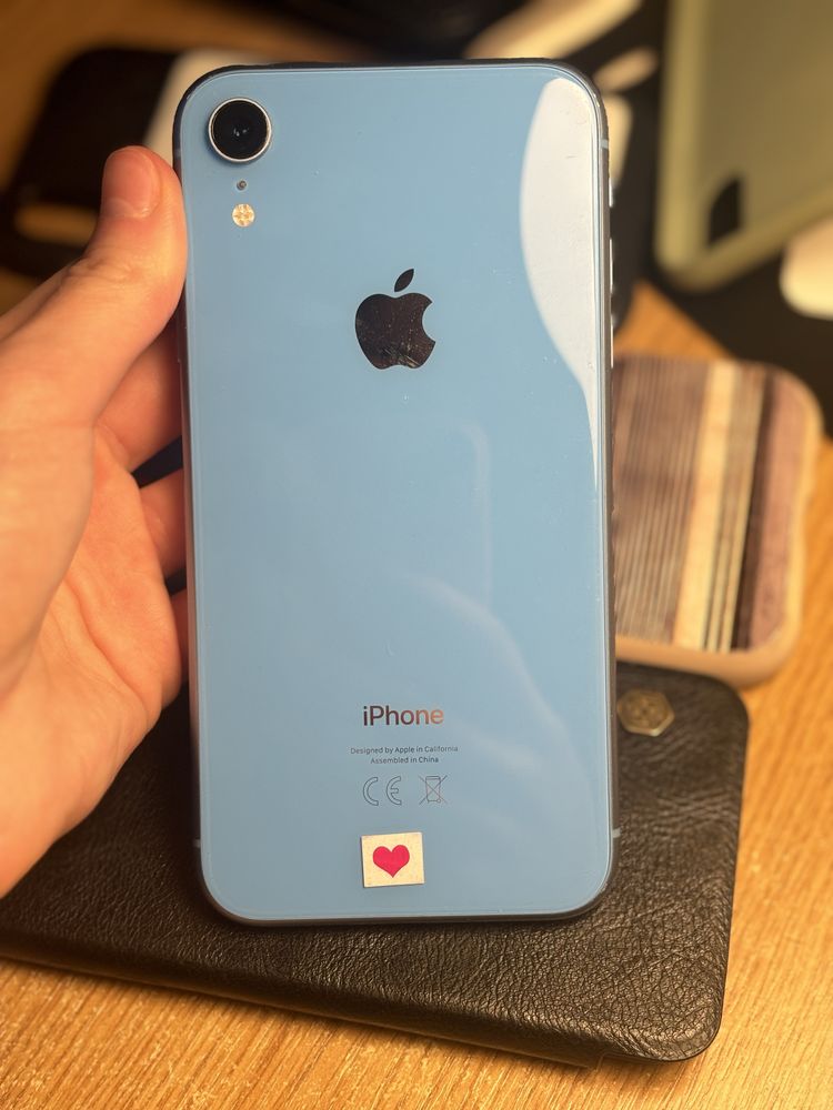 Vând urgent Iphone XR 128GB albastru 87% stare baterie