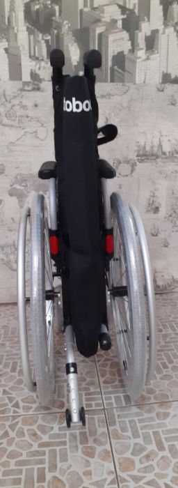 Инвалидная кресло‐коляска отличного качества и комфорта пр-во Германия