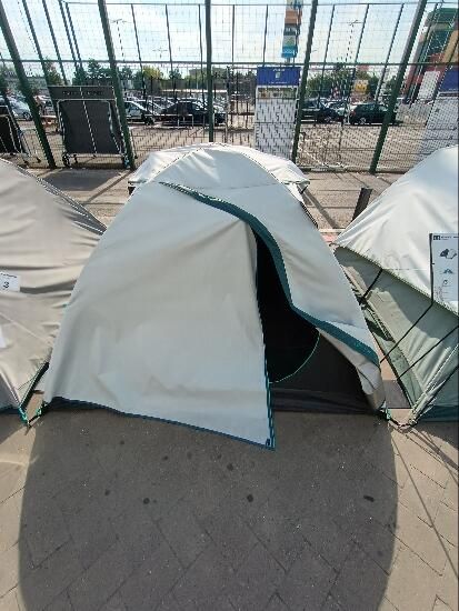 Cort Camping Mh100 Fresh & Black 3 - produs resigilat Decathlon