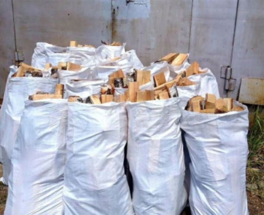 Продам дрова в мешках. Берёза.