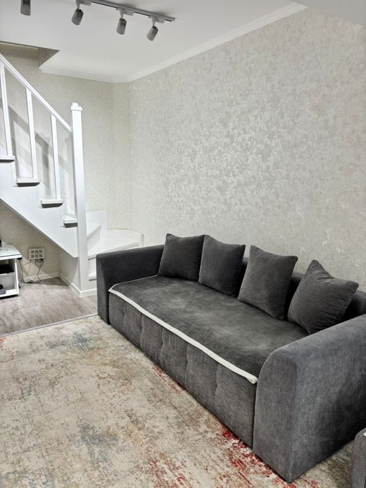 Продам диван в хорошем состоянии