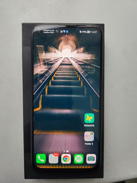 Vând Huawei P40 Lite