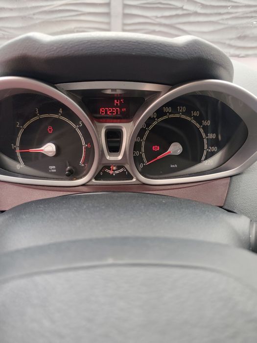 Ford fiesta de vanzare