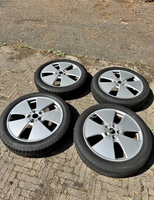 BMW i3 лети джанти с летни гуми. Топ цена до неделя 750лв