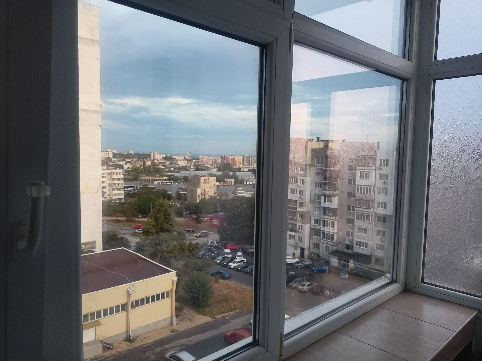 Продавам двустаен апартамент в град Варна