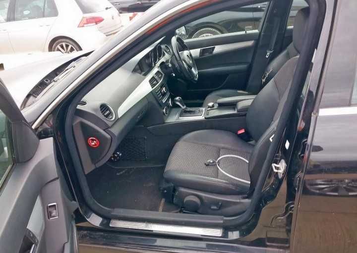 Мерцедес Бенц W204, 2013г. На части.