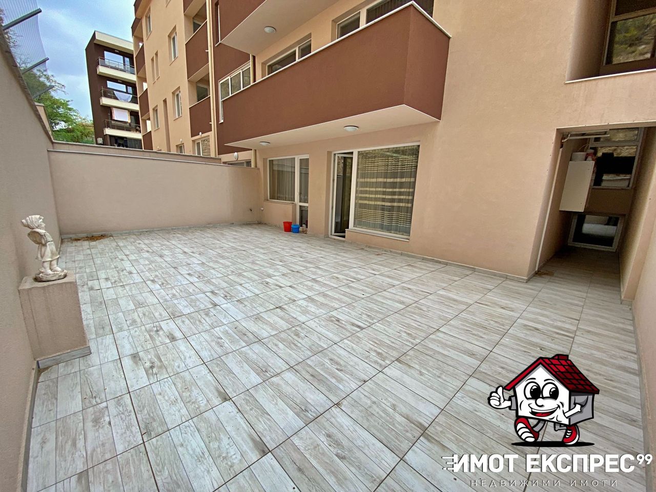 Продава се Двустаен апартамент в Асеновград - 55 кв.м за 6 €/кв.м - Снимка #10