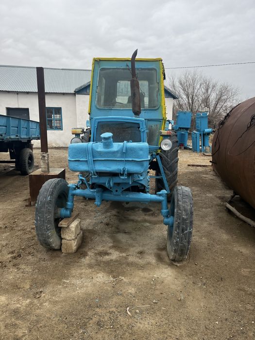 Срецтехника трактор сатылады прицеппен бірге
