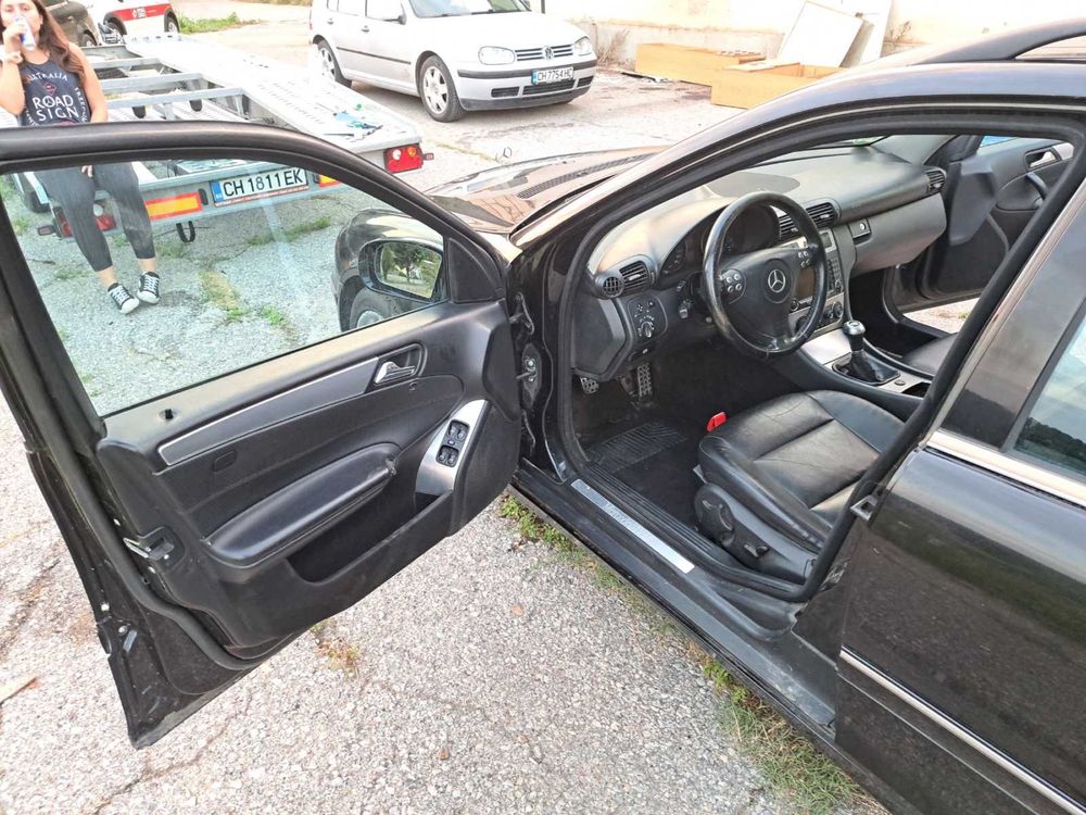 Mercedes w203 face 2005г бензин
