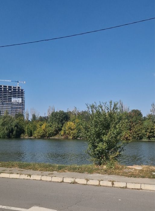 Teren superb direct la lac in Bucuresti