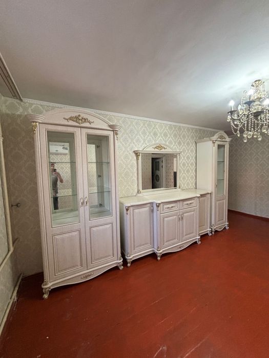 Стенка в отличном состоянии