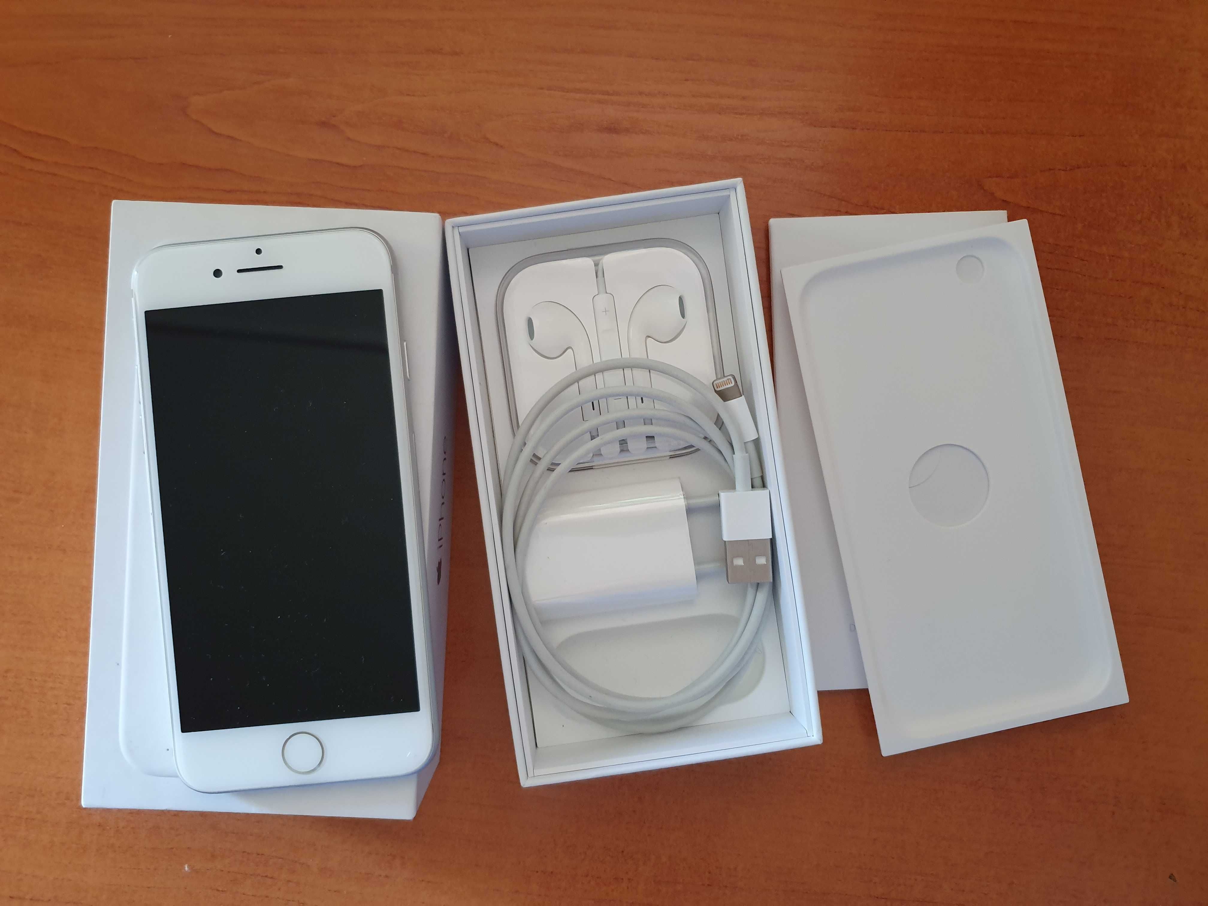 iPhone 7 Silver 32 GB, перфектен