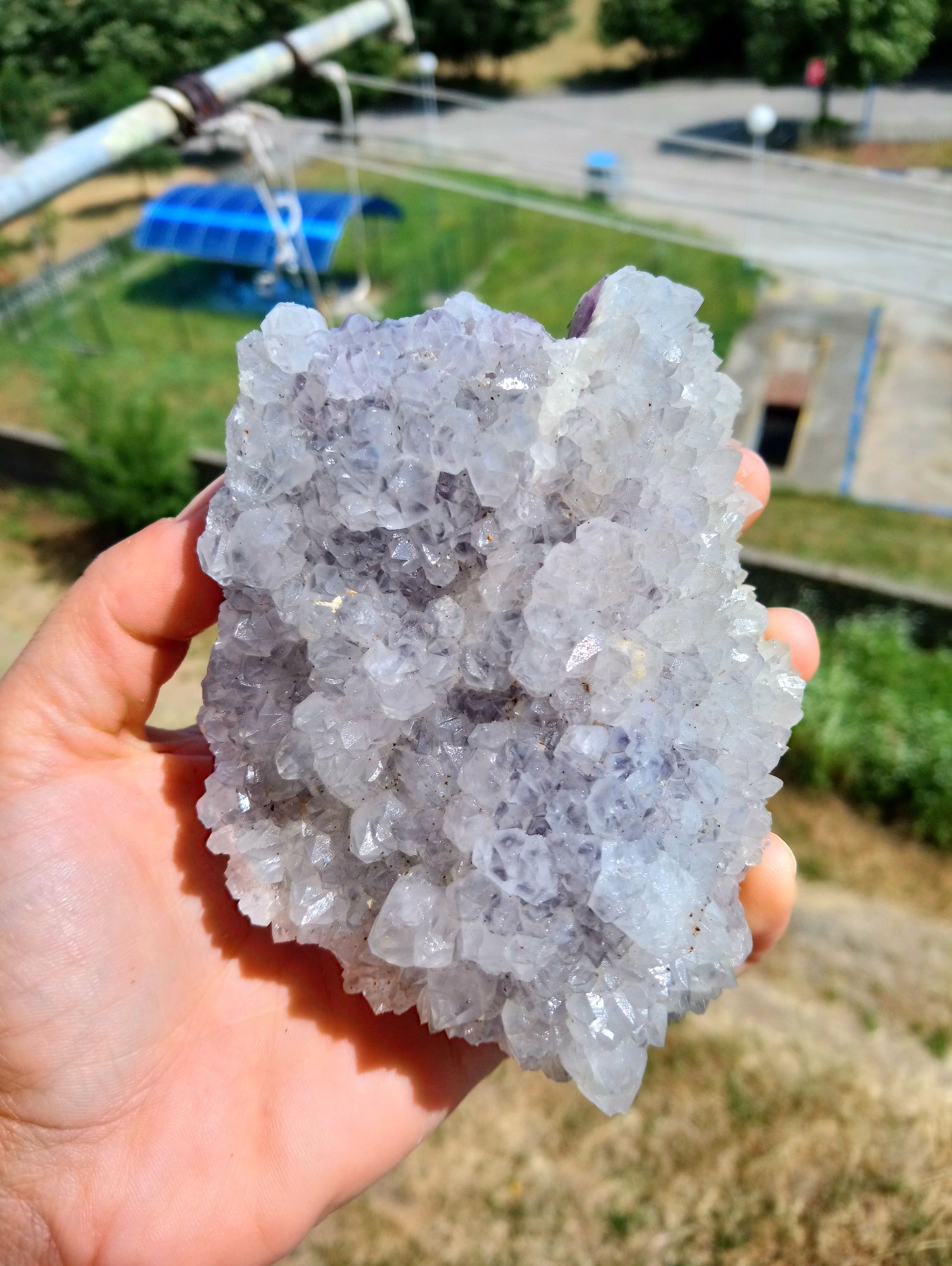 Друза кварц аметист от България минерали кристали