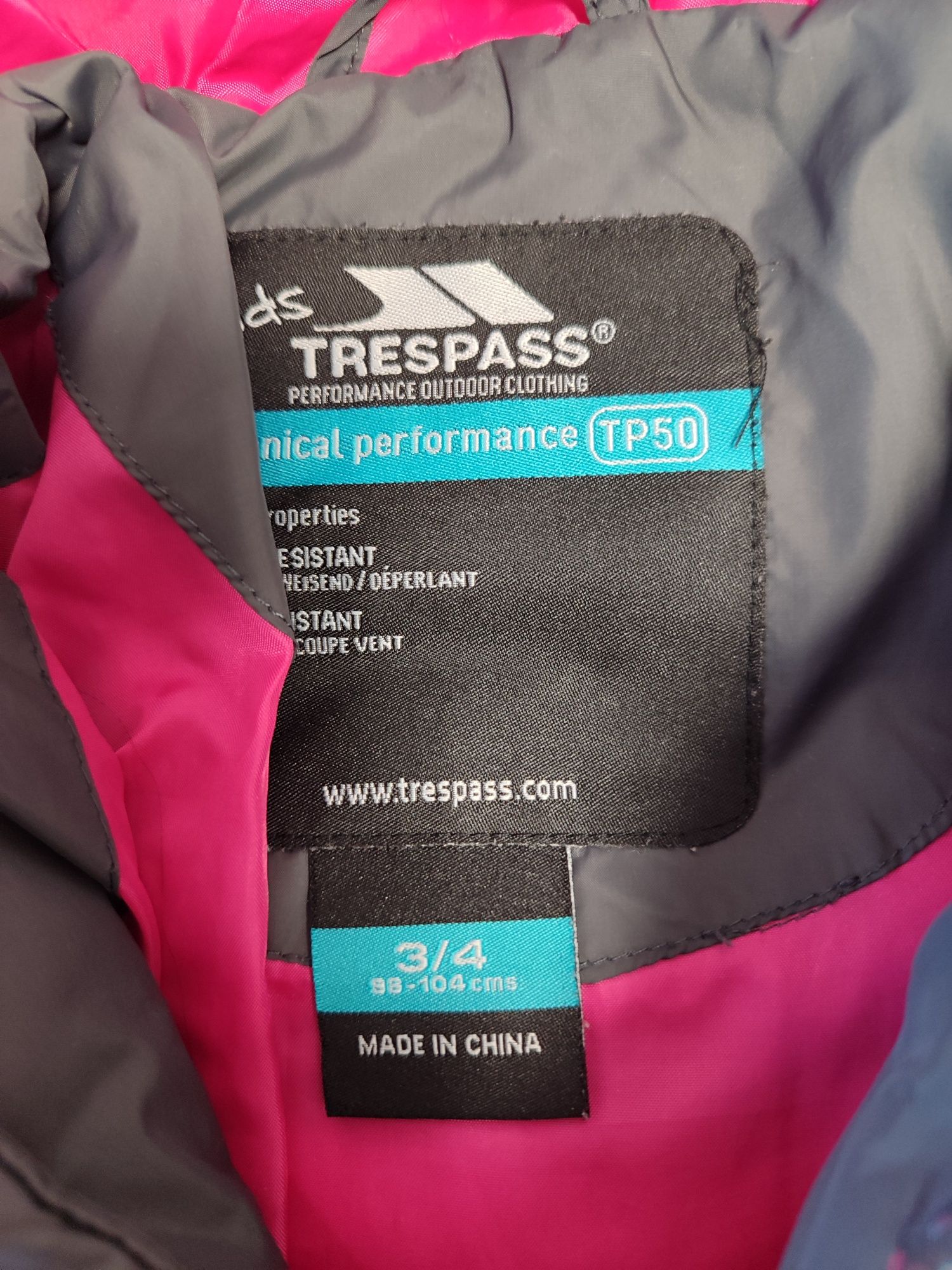 Trespass качествени якета за момиче