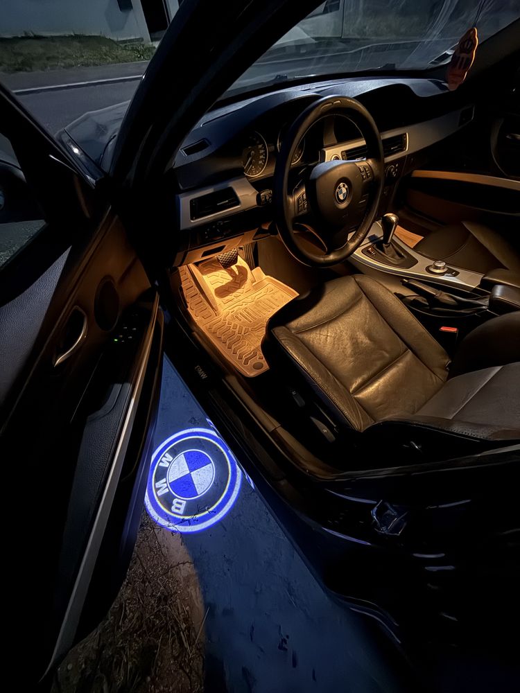 Bmw - E90 - 2006 - 2.0 D - Automat -piele - navi - senzori